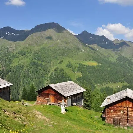 Almhutte Kamelisenalm Lanser *